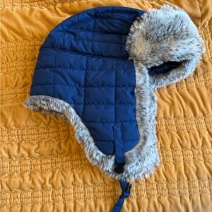 Insulated Trapper Cap with Clip Closure